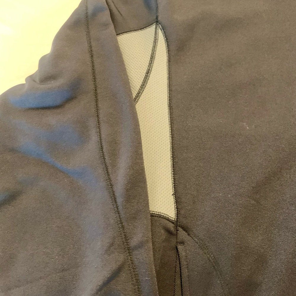 Jordan Essentials Black Pullover Fleece Hoodie. - Picture 3 of 13
